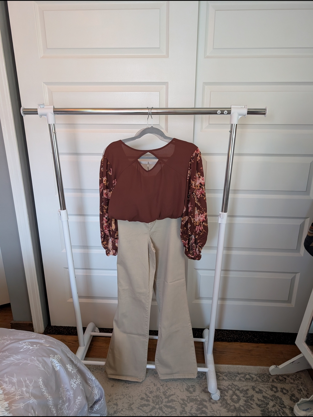 Maurices Women's Floral Rust Keyhole Blouse